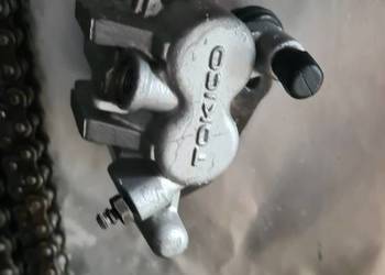 Zacisk przód kawasaki kx 80 85