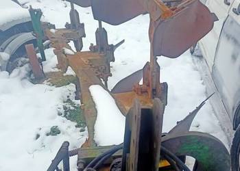 Pług 3 skibowy obrotowy