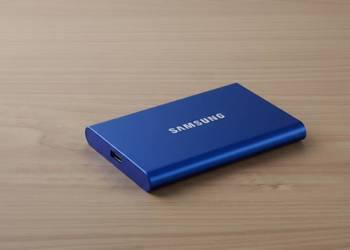 Zewnętrzny dysk SSD SAMSUNG T7 USB 3.2 2 TB Niebieski MU-PC2T0H/WW