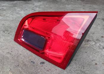 Lampa tylna Opel Astra J kombi