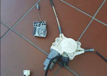 MERCEDES 211 SILNICZEK SZYBY prawej przód MERCEDES 211 SILNICZEK SZYBY prawej przód