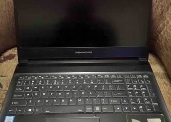 Laptop Dream Machines w całości lub na części