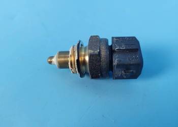 DEUTZ-FAHR 6130 TTV CZUJNIK TEMPERATURY 2.7099.800.0