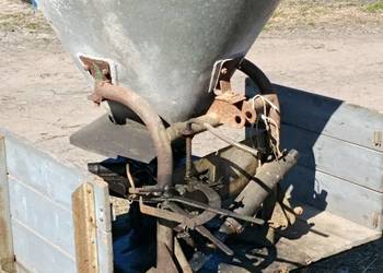 Rozsiewacz nawozów lej