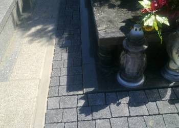 Zlecenie ułożenie kostki przy grobie na cmentarzu Osobowicka, Grabiszyńska