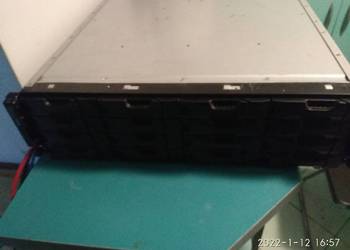 Macierz dyskowa Dell equalogic PS 4000 + 8 dysków 300gb 15k