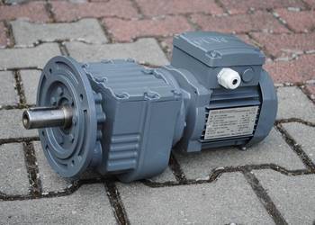 Motoreduktor kołnierzowy 0.18kw. 27obr./min. firmy SEW
