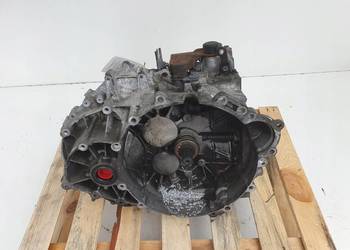 Volvo S60 V70 2.4 D5 SKRZYNIA BIEGÓW manual MANUALNA 9482432