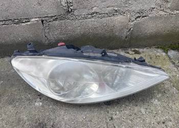 Lampa prawa przód Peugeot 307