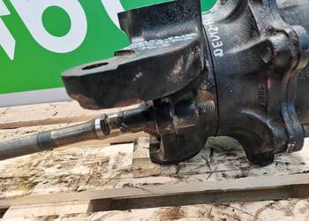 Deutz-fahr 26.6 Agrovector {Zwrotnica Carraro prawy przód}