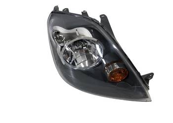 Ford Fiesta MK5 JHS 12.2007-09.2008 Reflektor / Lampa przednia prawa