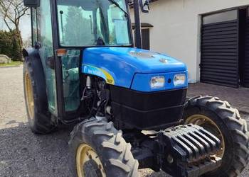 Ciągnik Sadowniczy New Holland TN85FA