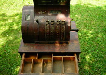 Zabytkowa kasa National początek XX wieku