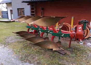 Pług Kverneland obrotowy 4 skibowy Stan Jak Nowy .