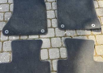 Dywaniki welur Audi q5 8 R -Oryginał