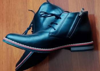 Buty typu chukka firmy EFEKT rozmiar trochę większe 41.