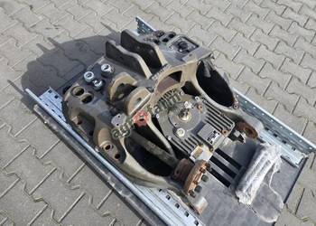 TUZ, przedni podnośnik, WOM Claas Axion 870