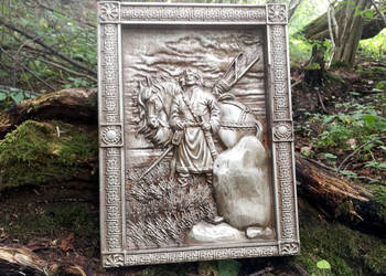 Wojownik z koniem. Płaskorzeźba słowiańska. Wersja Silver.