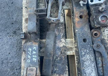 Case 5110 - 5150 Belki polowe wieszaki cięgno Stabilizator