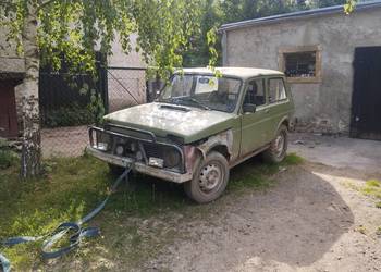 Na części lada Niva