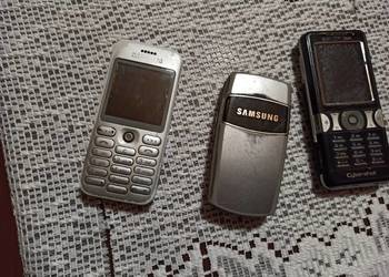Stare telefony. Ładowarki. Modemy. Nawigacja.