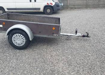 Przyczepka samochodowa