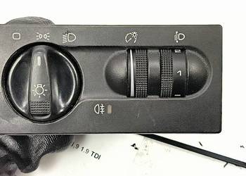 WŁĄCZNIK ŚWIATEŁ VOLKSWAGEN GOLF III 1H6941531N