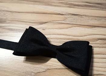 Elegancka Muszka Chłopięca Czarna Na Pasku Regulowana Bawełniana