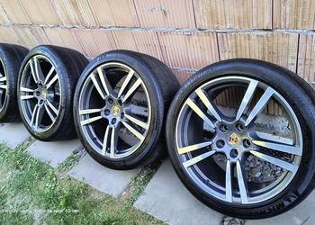 Porsche Cayenne  GTS felgi 21 wraz z oponami  orginalne oe.