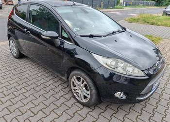 Ford Fiesta 2009 3-drzwiowy + komplet kół zimowych