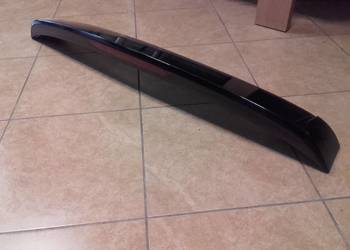 SPOILER AUDI Q7 Z LAMPĄ 2006-2007R  4L0827933