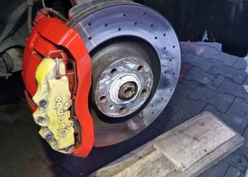 SWAP Hamulcy Audi A8 D3 Piasta Zwrotnica Tarcza Zacisk Jarzmo Żółte 4.2iAL