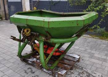 Rozsiewacz nawozów Amazone ZAF 803