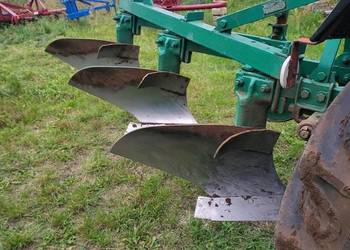 Pług 3 skibowy Pług 3 skibowy