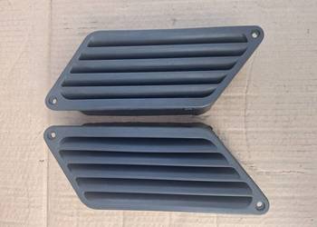 Boczne wloty powietrza kratki wlotu Fiat 126p Maluch Elegant El