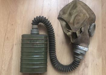 Maska wojskowa przeciwgazowa  z otworem fonetycznym