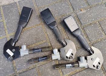 Napinacz pasa bezpieczeństwa lewy prawy BMW E39 E38