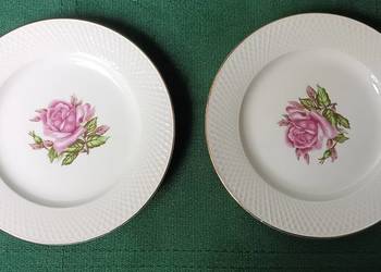 Porcelanowy talerz Oyamatsu Różowa róża