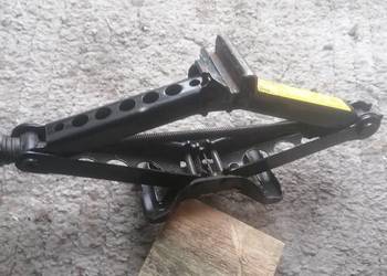 Podnośnik samochodowy