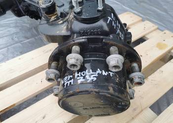 New Holland LM {Zwrotnica lewy tył Carraro}