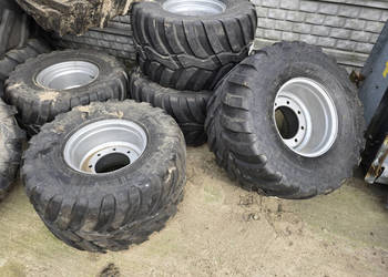 Koła 520/50 R17 IMP NOWE (opona+ felga) VREDESTEIN piasta 220 mm, 8 śrub