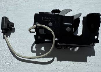 Zamek maski lewy BMW f48 x1 7431369