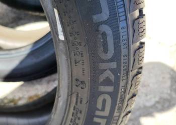 Komplet opon zimowych Nokian 225/50 R18