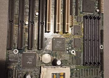 Retro płyta główna Socket 5 Pentium