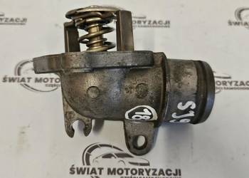 CHEROKEE COMMANDER 3.0 CRD 4X4 obudowa termostatu A6422000315