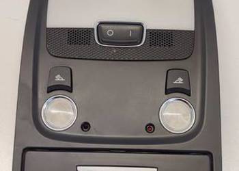 AUDI Q5 8R LAMPKA PODSUFITKI 8T0947135BF