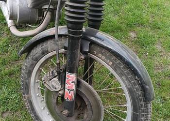 Sprzedam mz etz zarejestrowana stała z długo w stodole