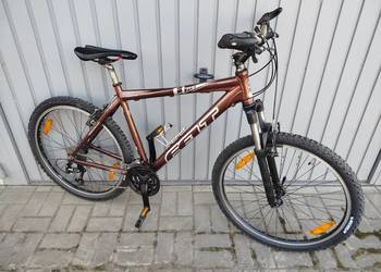 Rower górski marki Felt Shimano Deore rama aluminiowa koła 26