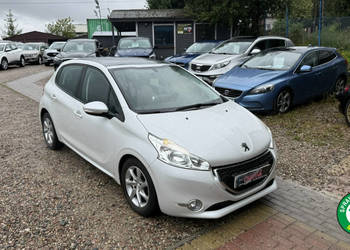 Peugeot 208 1.2 vti 82 KM panorama klima Navi tablet podg.fotele zamiana 1…