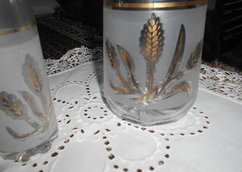 Zestaw : 6 szklanek i dzbanek